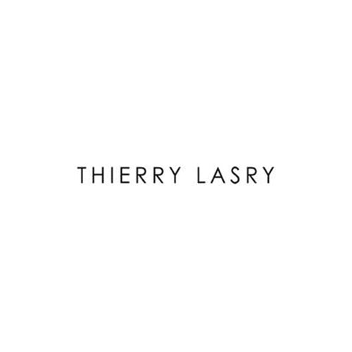 Gli occhiali da sole Thierry Lasry sono occhiali eleganti sono occhiali di lusso e estremamente femminili.Occhiali a gatto e voluminosi, sono occhiali da sole colorati dalle mille sfumature e nuance 