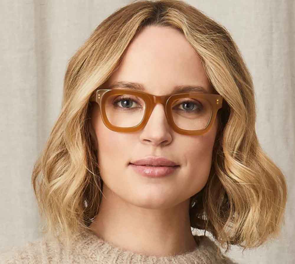 Plānas un ikoniskas retro kvadrātveida brilles no Ņujorkas zīmola moscot